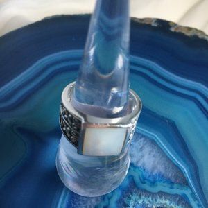 Vintage 925 Sterling Silver Ring with MOP Stone